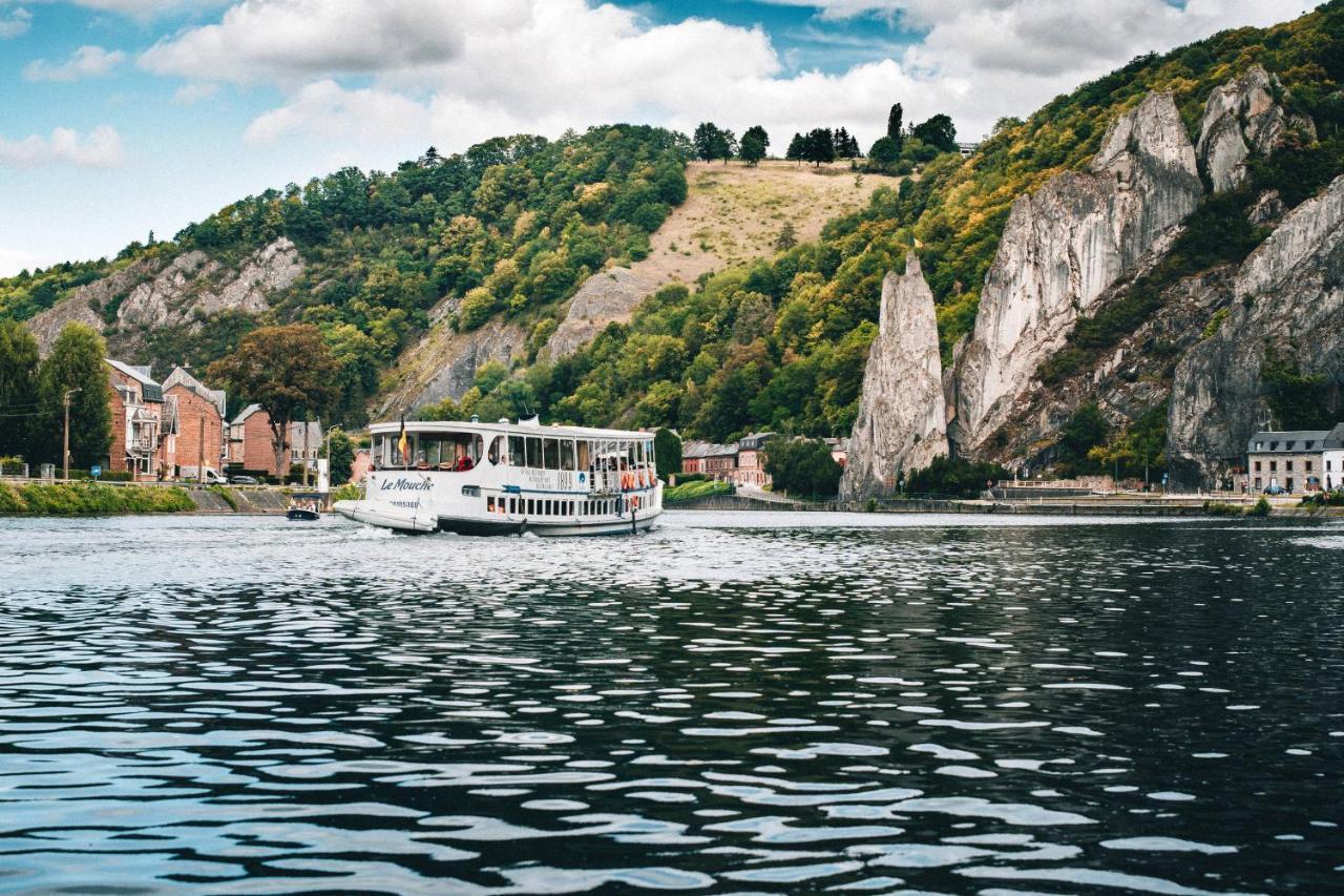 Gite De La Tour - Dinant Evasion エクステリア 写真